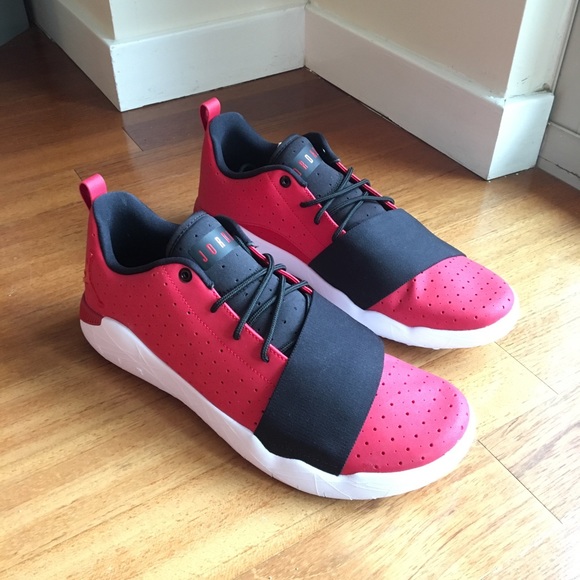 NEW - Nike Air Jordan 23 Breakout - Red/Black - Picture 2 of 6